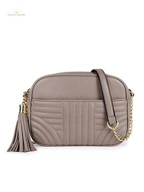 Quilted Crossbody Bag Vegan Leather Camera Bag Tassel Medium Shoulder Purse
